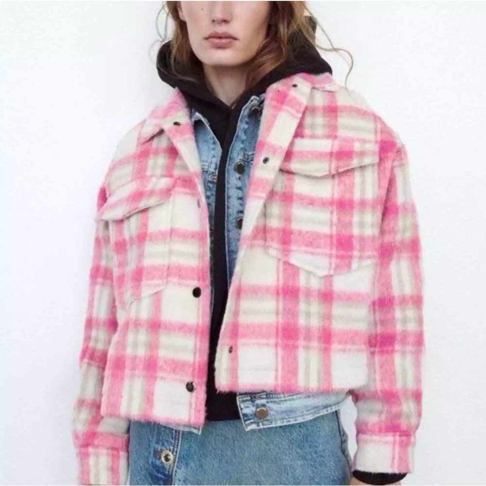 Zara womens jacket Cropped Pink Plaid Thick Shacket size XS
